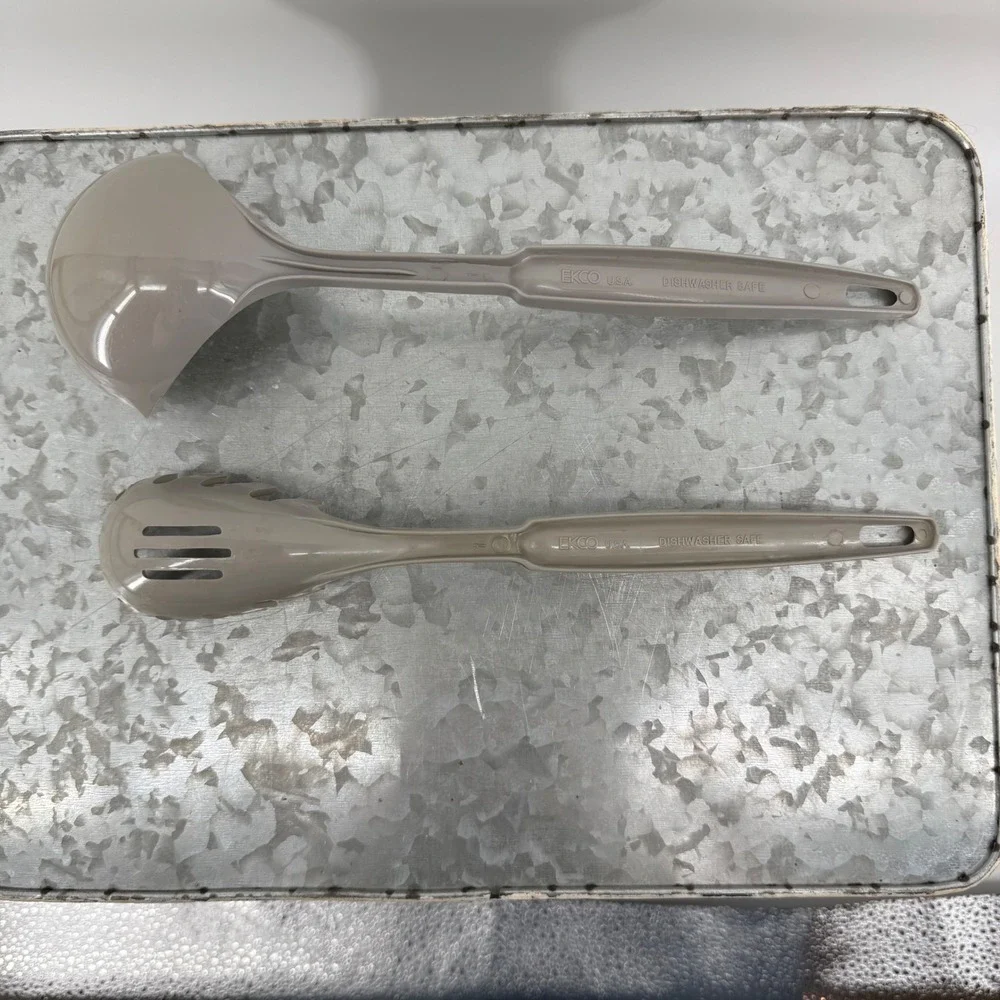 Vintage‎ EKCO USA Kitchen Utensil Set Taupe Gray Ladle and Pasta Server 2pc